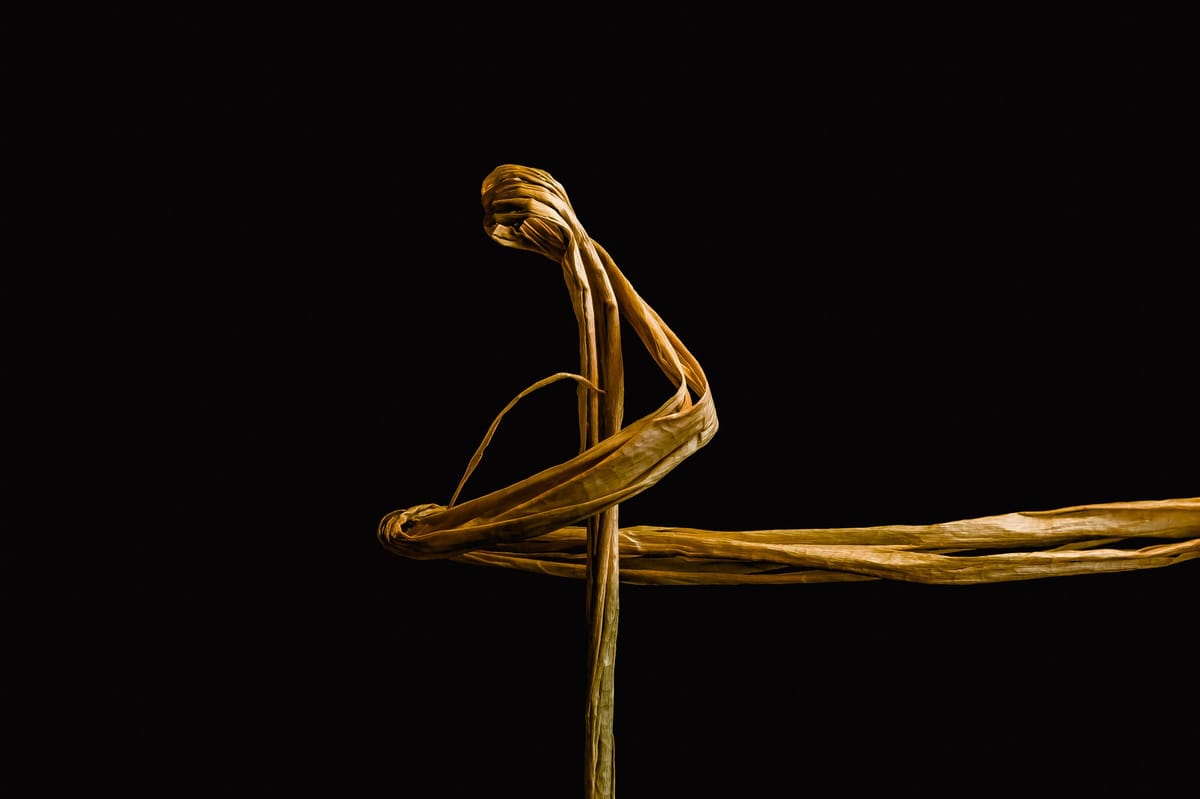 From Chaos to Clarity: Organizing Your Copywriting with the Golden Thread